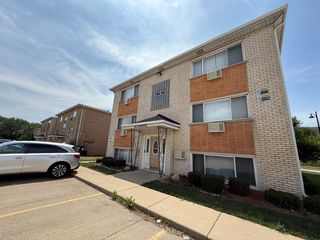 9575 Maple Drive GS, Rosemont, IL 60018