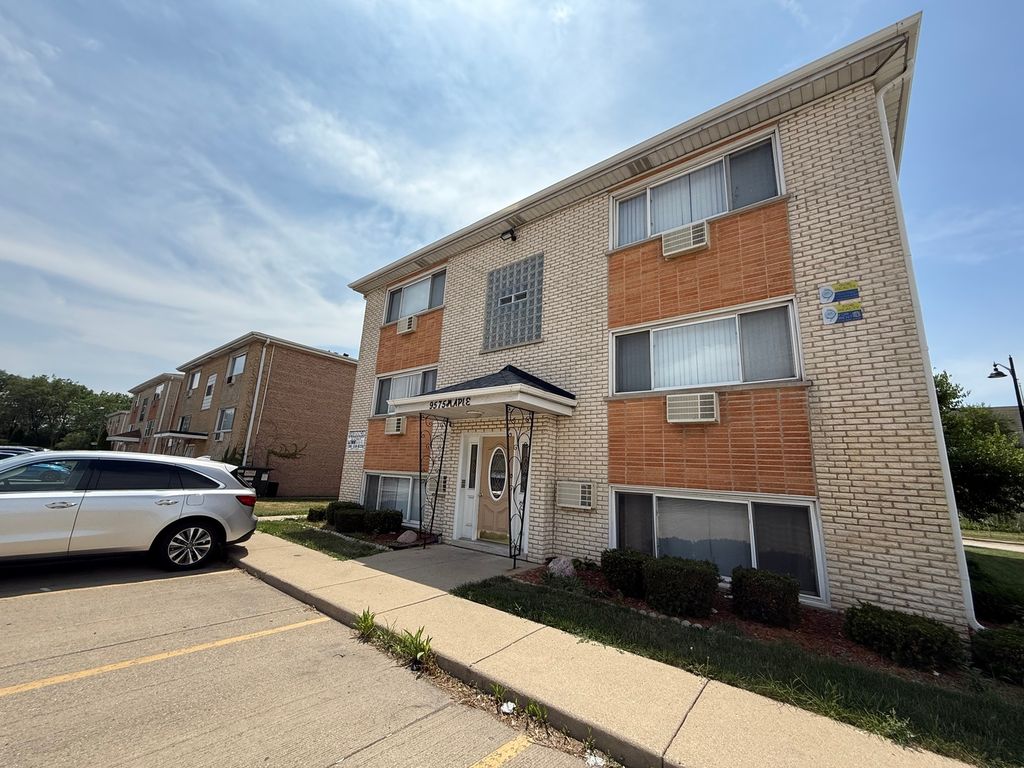 9575 Maple Drive GS, Rosemont, IL 60018