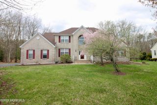 857 Woodbury Drive, Jackson, NJ 08527