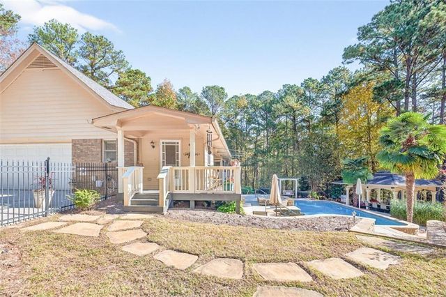 2150 Oglesby Bridge SW Road, Conyers, GA 30094