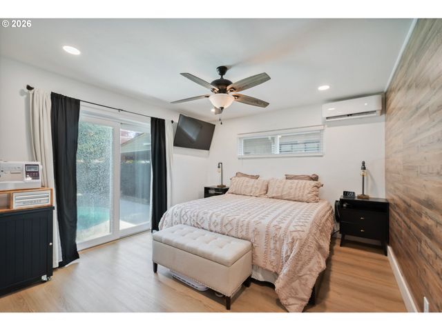2808 LILAC St, Longview, WA 98632