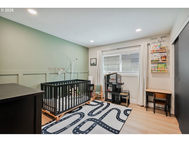 2808 LILAC St, Longview, WA 98632