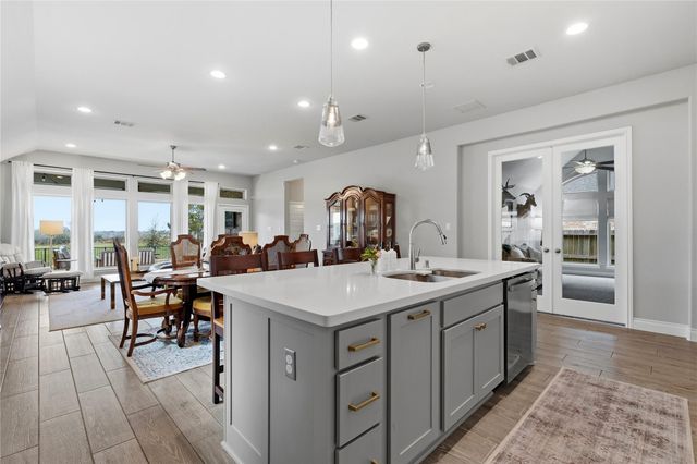 4722 Primrose Valley Lane, Fulshear, TX 77441