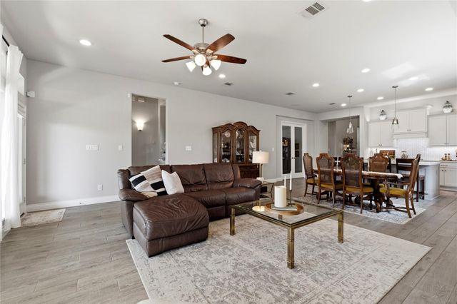 4722 Primrose Valley Lane, Fulshear, TX 77441