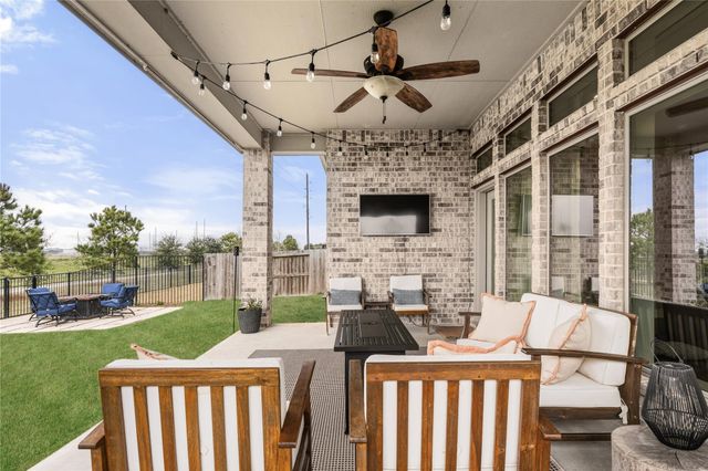 4722 Primrose Valley Lane, Fulshear, TX 77441