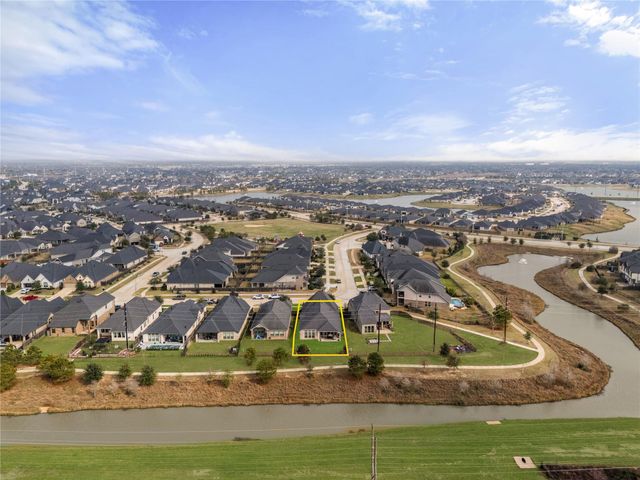 4722 Primrose Valley Lane, Fulshear, TX 77441