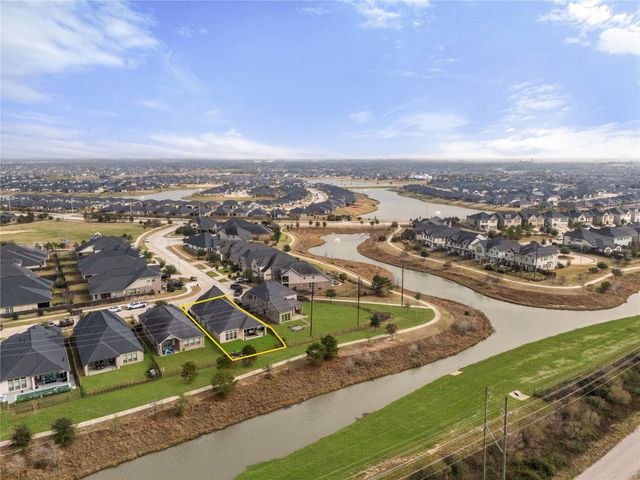 4722 Primrose Valley Lane, Fulshear, TX 77441