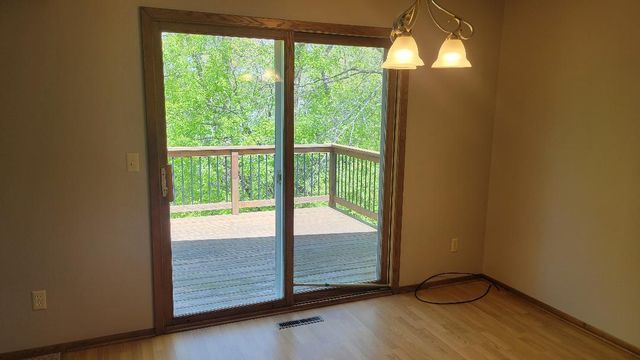 341 Hickory Street, Mahtomedi, MN 55115