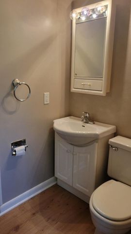 341 Hickory Street, Mahtomedi, MN 55115