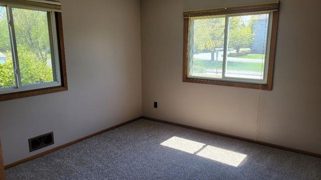 341 Hickory Street, Mahtomedi, MN 55115