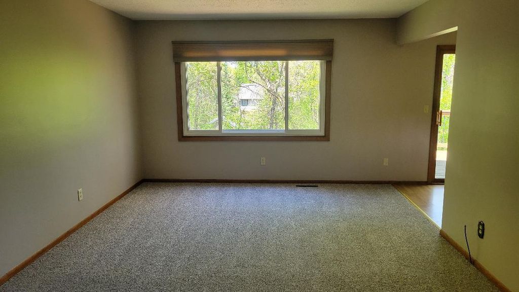 341 Hickory Street, Mahtomedi, MN 55115 — photo 5