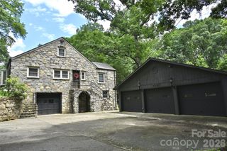 920 Sand Hill Road, Asheville, NC 28806