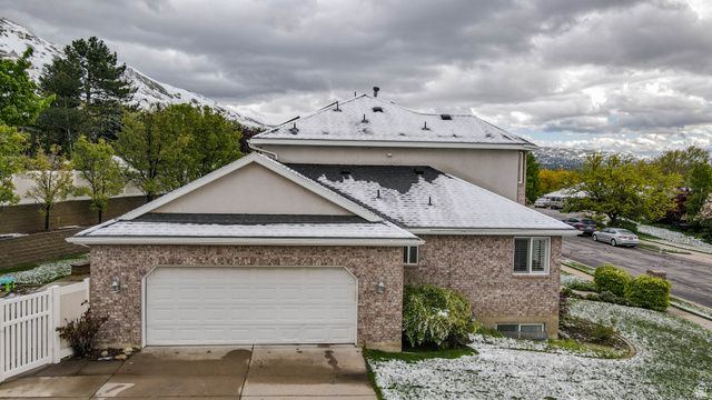 984 N 500 E, Centerville, UT 84014