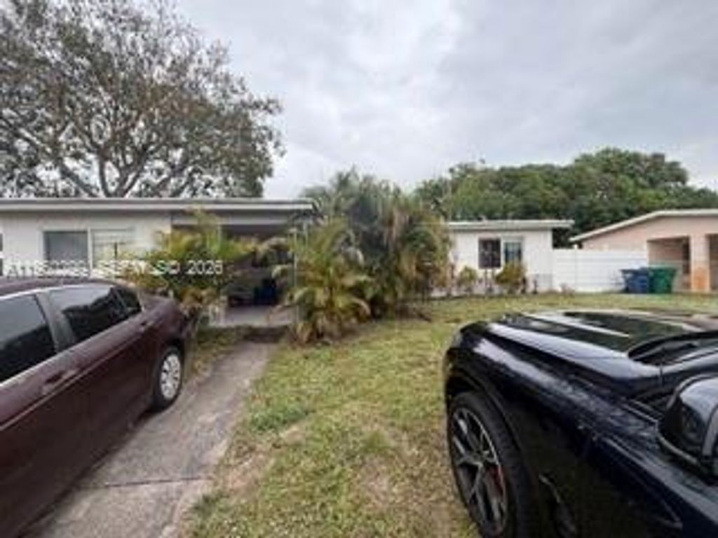 4841 NW 12th Ct, Lauderhill, FL 33313