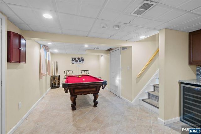 8 Vanderbilt Place, North Arlington, NJ 07031
