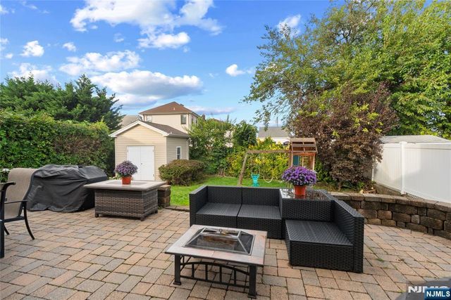8 Vanderbilt Place, North Arlington, NJ 07031