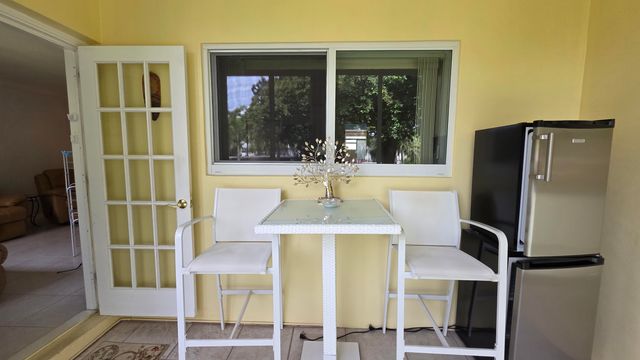 5161 W Oakland Park Boulevard 206, Lauderdale Lakes, FL 33313