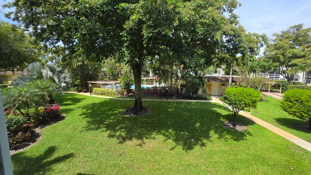 5161 W Oakland Park Boulevard 206, Lauderdale Lakes, FL 33313