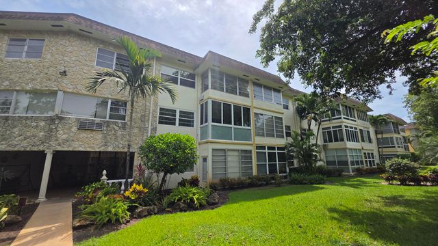 5161 W Oakland Park Boulevard 206, Lauderdale Lakes, FL 33313