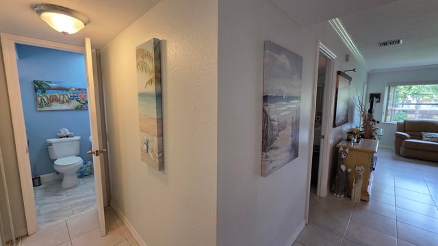 5161 W Oakland Park Boulevard 206, Lauderdale Lakes, FL 33313