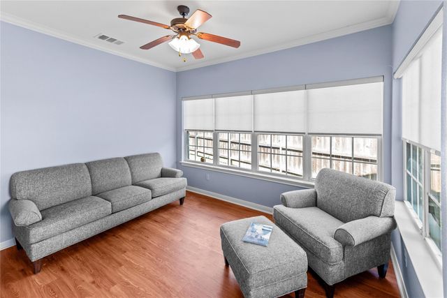 32 North Shore Circle, Waco, TX 76708
