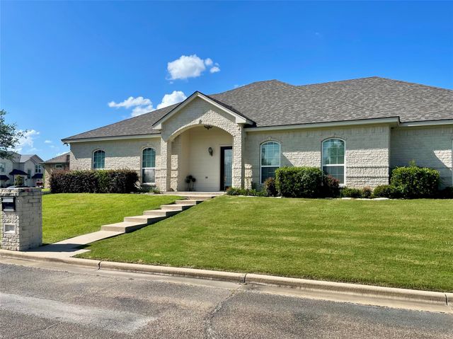 32 North Shore Circle, Waco, TX 76708