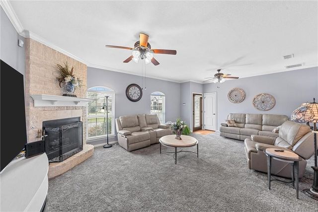 32 North Shore Circle, Waco, TX 76708