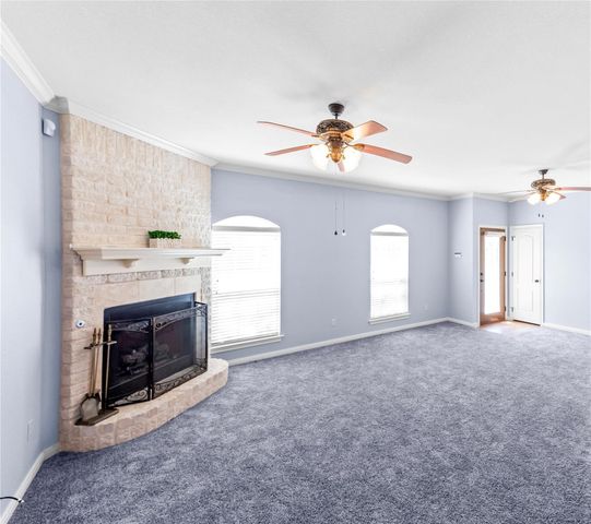 32 North Shore Circle, Waco, TX 76708