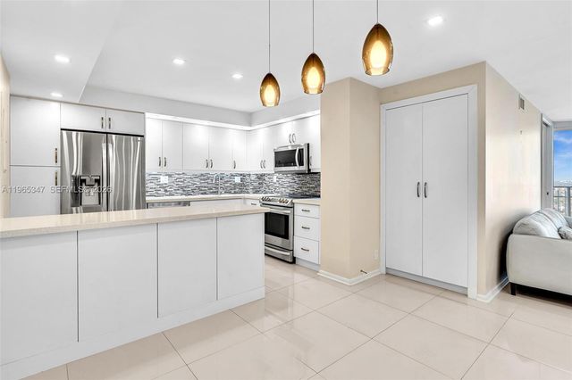 4000 Towerside Ter TS9, Miami, FL 33138