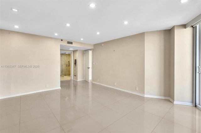 4000 Towerside Ter TS9, Miami, FL 33138