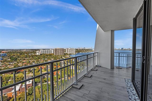 4000 Towerside Ter TS9, Miami, FL 33138