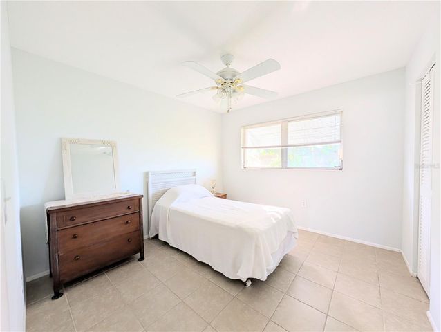 6105 CORAL WAY, Bradenton, FL 34207