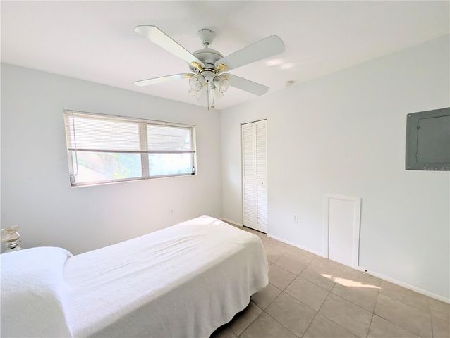 6105 CORAL WAY, Bradenton, FL 34207