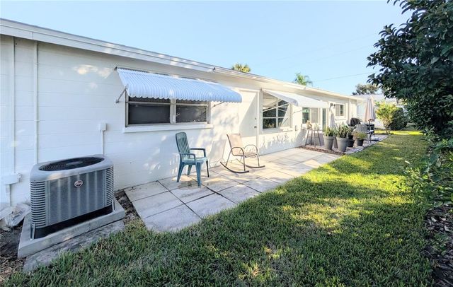 6105 CORAL WAY, Bradenton, FL 34207