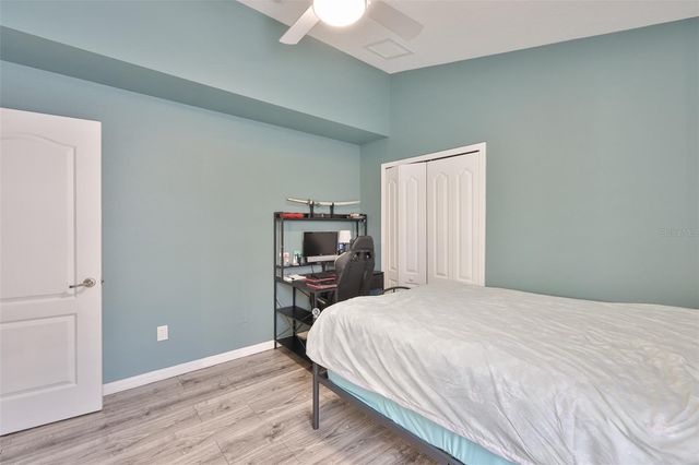 8130 ALAMOSA WOOD AVENUE, Ruskin, FL 33573