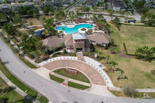 8130 ALAMOSA WOOD AVENUE, Ruskin, FL 33573