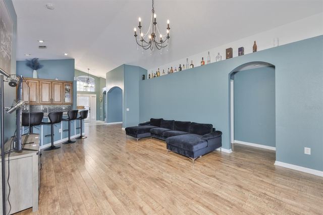 8130 ALAMOSA WOOD AVENUE, Ruskin, FL 33573