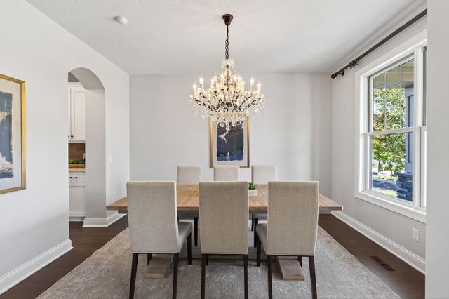 16545 Duluth Trail, Lakeville, MN 55044