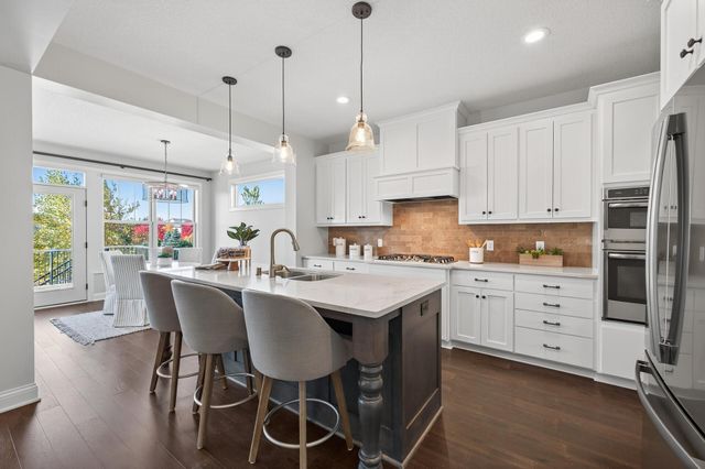 16545 Duluth Trail, Lakeville, MN 55044