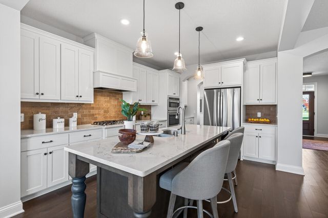 16545 Duluth Trail, Lakeville, MN 55044