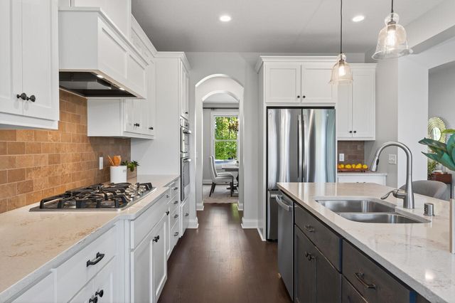 16545 Duluth Trail, Lakeville, MN 55044