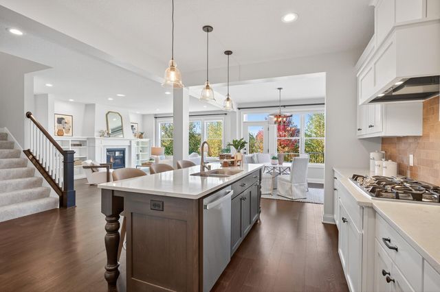 16545 Duluth Trail, Lakeville, MN 55044