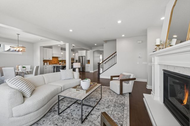 16545 Duluth Trail, Lakeville, MN 55044