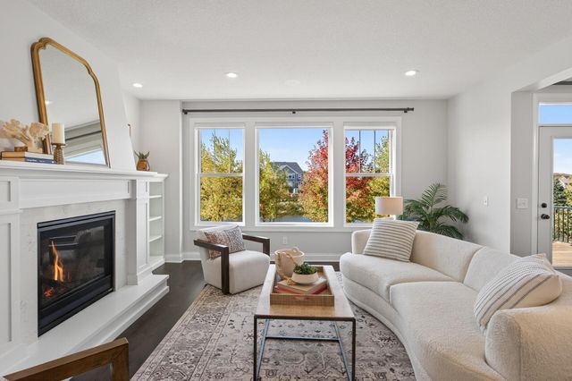 16545 Duluth Trail, Lakeville, MN 55044