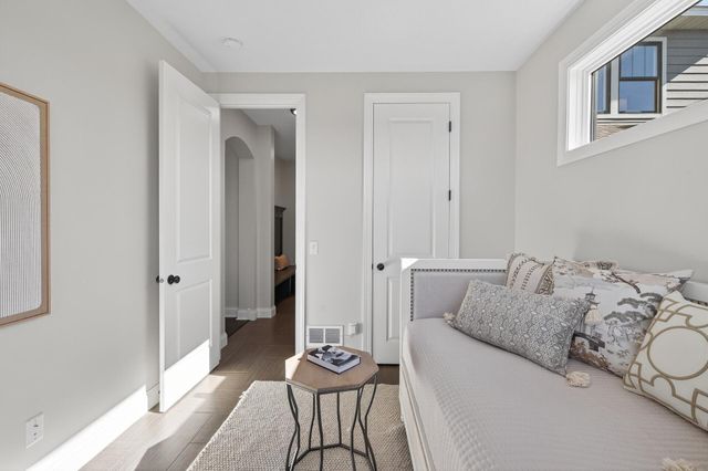 16545 Duluth Trail, Lakeville, MN 55044