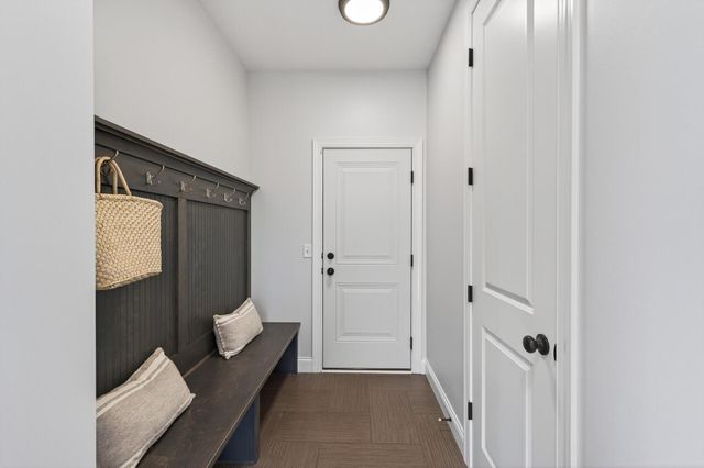 16545 Duluth Trail, Lakeville, MN 55044