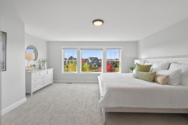 16545 Duluth Trail, Lakeville, MN 55044