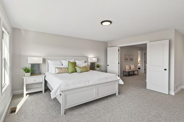 16545 Duluth Trail, Lakeville, MN 55044