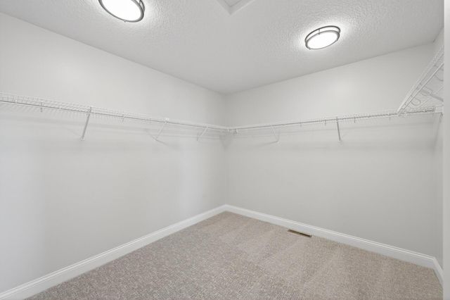 16545 Duluth Trail, Lakeville, MN 55044