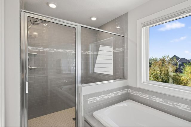 16545 Duluth Trail, Lakeville, MN 55044